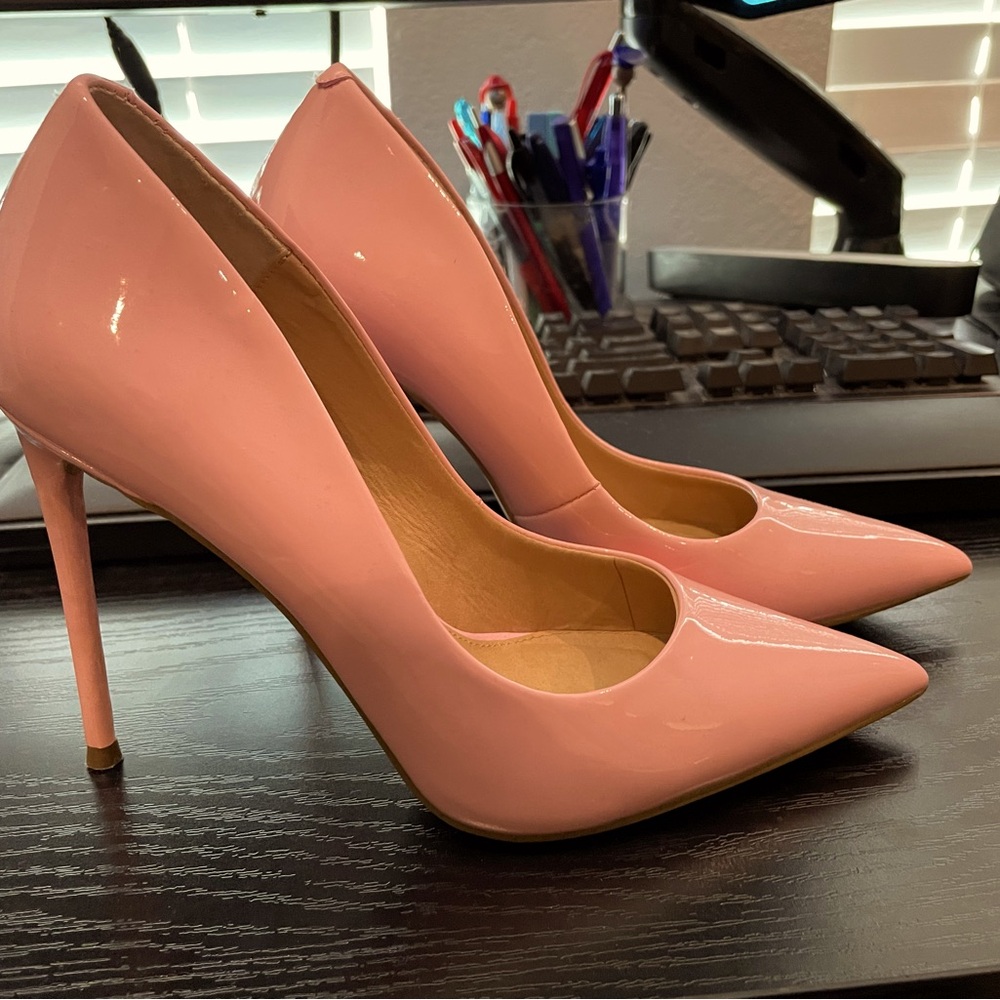 Steve Madden Daisie Pumps